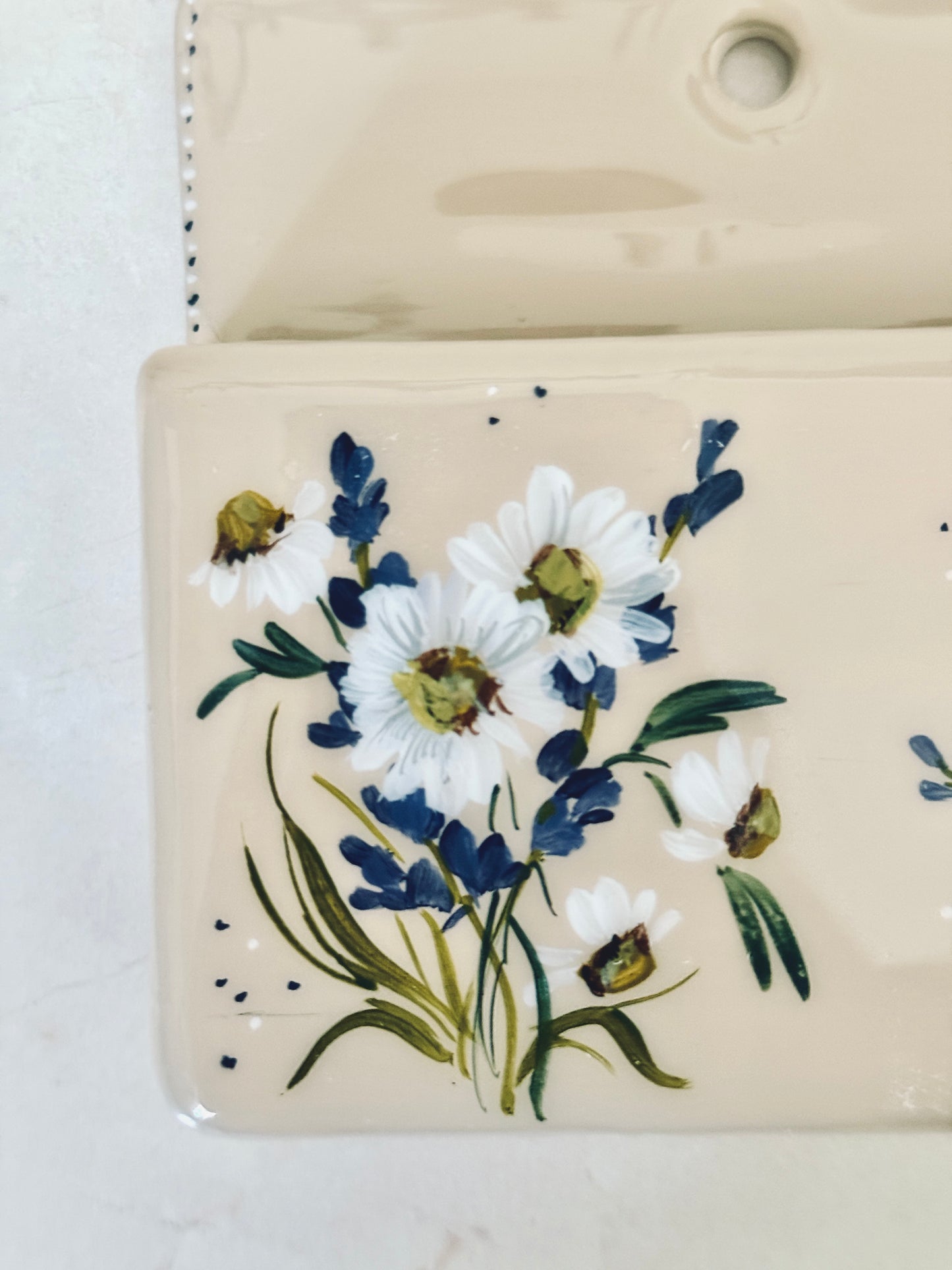 Daisy Lavender Hanging Planter
